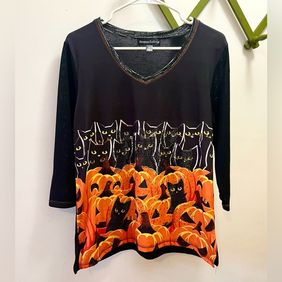 Thomas & Olivia Tops - BNWT 🎃 Thomas & Olivia “Say Boo” Black Cats & Pumpkins Tee